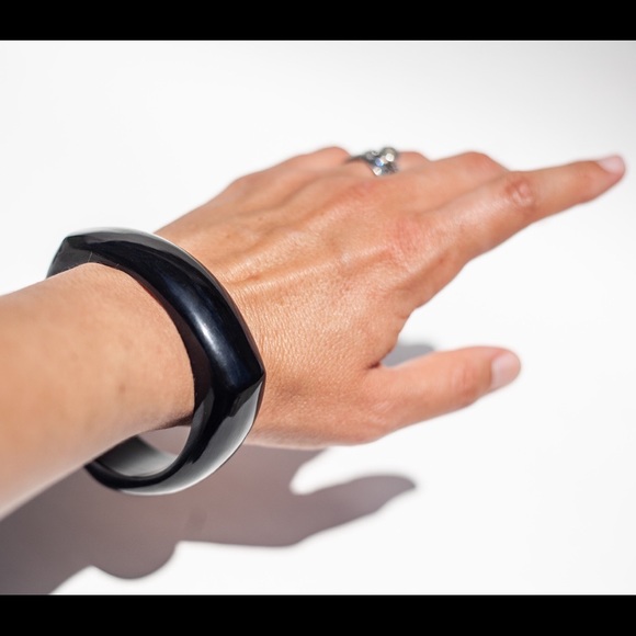 HANDMADE Triangle Vintage Repro Mod MCM Lucite Bangle! - Picture 5 of 8